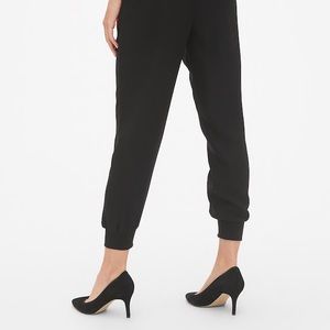 Gap Slacks w/ pockets!